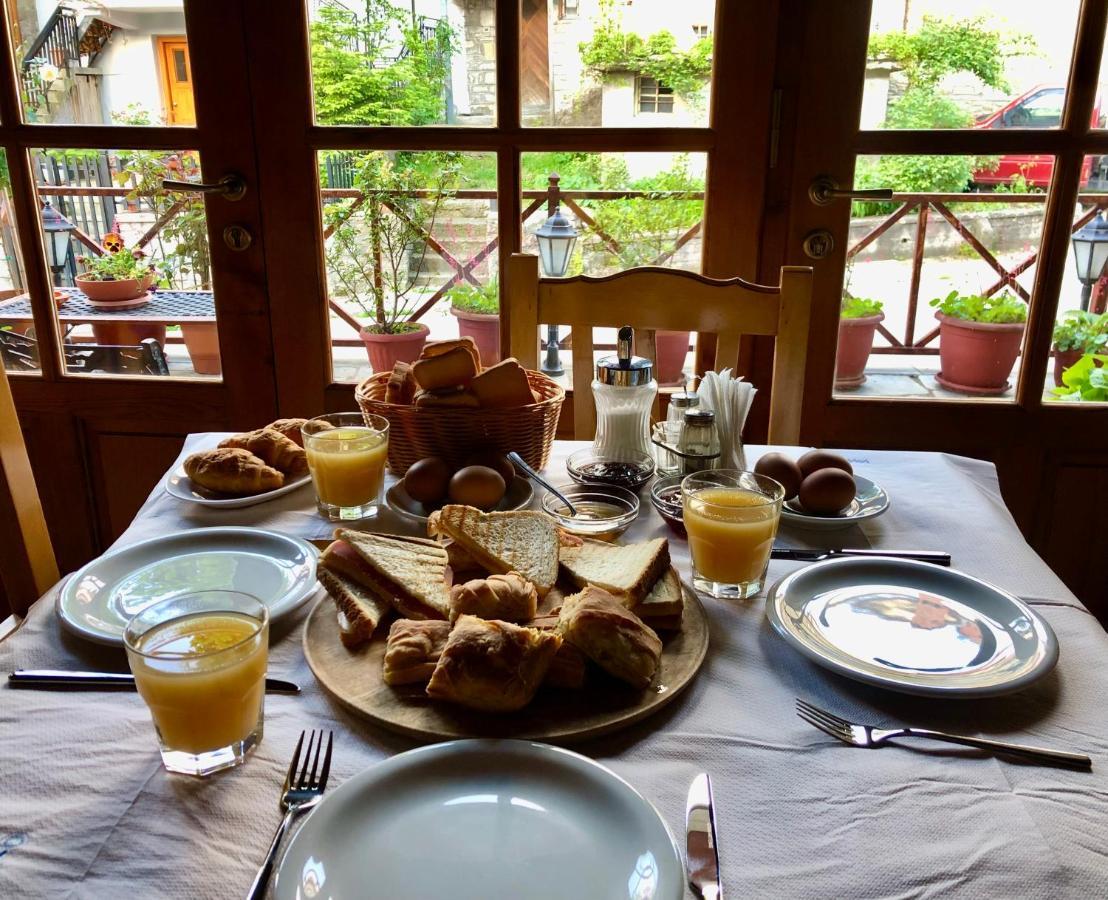 Apostolos Hotel Metsovo Eksteriør billede